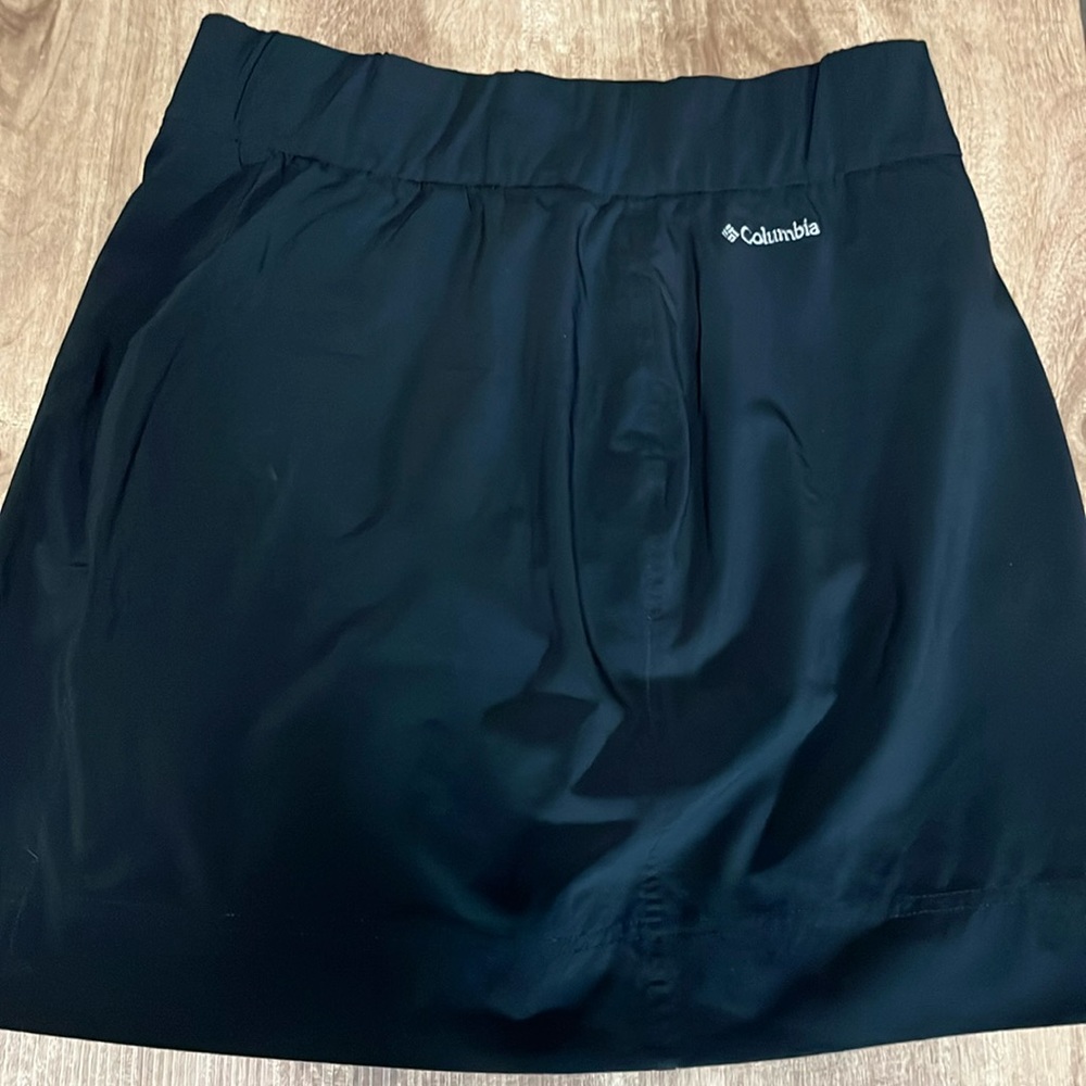 Black Columbia skort